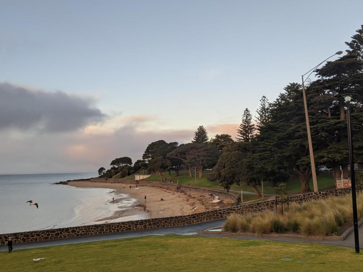 Apartments In Phillip Island Towers - Block C Кауес Екстериор снимка