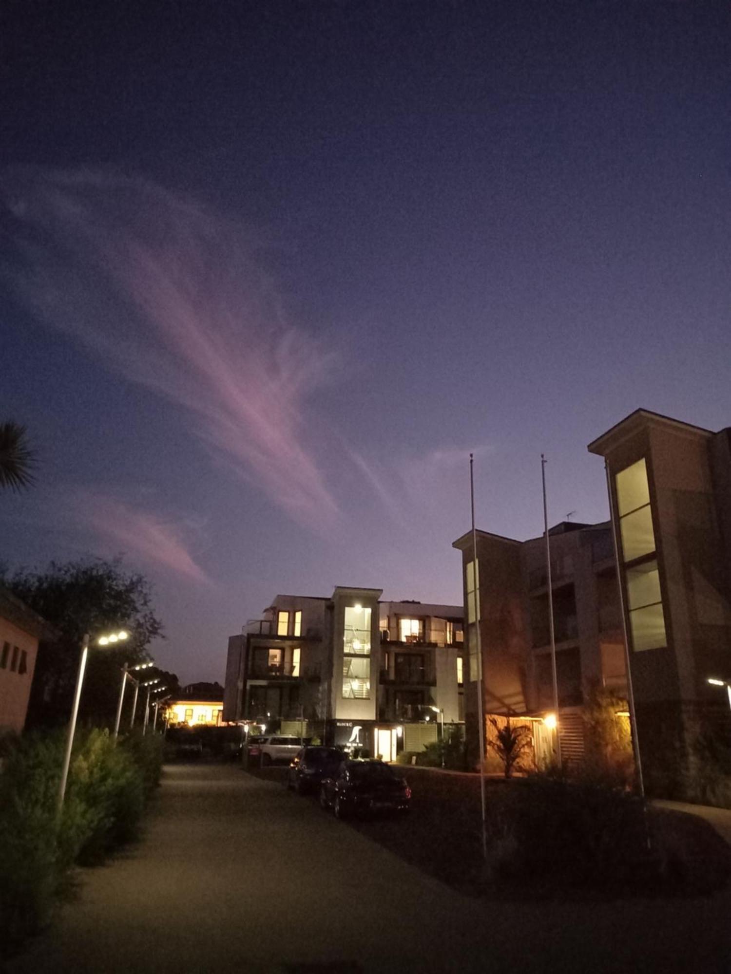 Apartments In Phillip Island Towers - Block C Кауес Екстериор снимка