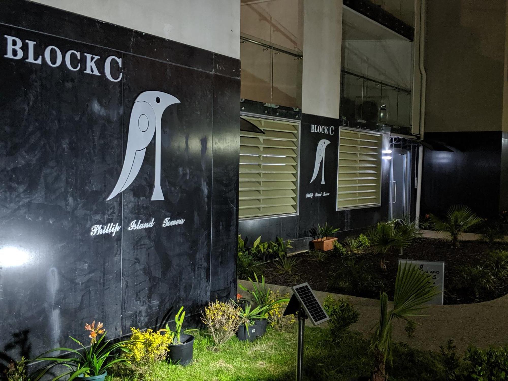 Apartments In Phillip Island Towers - Block C Кауес Екстериор снимка